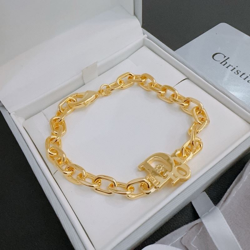 chr1st1an D10r bracelets
